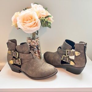 Open Sided Western Bootie